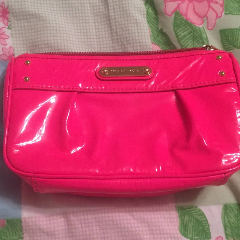 Michael Kors hot pink patent case